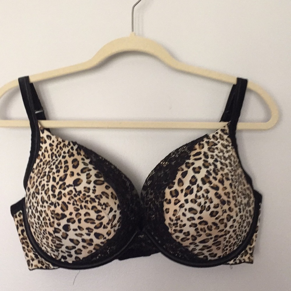 40DDD Cacique Intimates bra